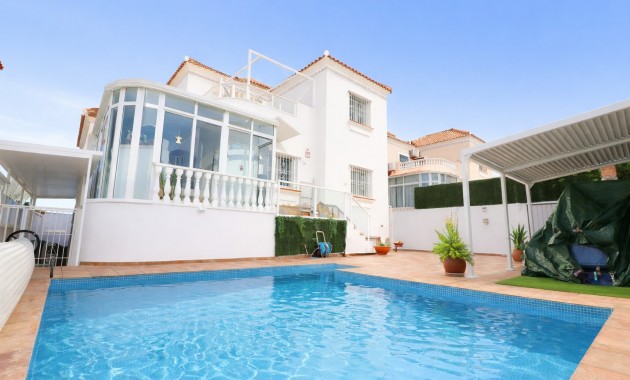 Detached Villa - Sale - Orihuela Costa - Villamartin