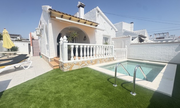 Detached Villa - Sale - Orihuela Costa - Villamartin