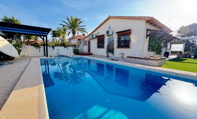 Detached Villa - Venta - Orihuela Costa - Cabo Roig