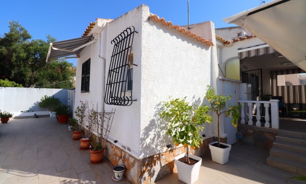 Detached Villa - Venta - Orihuela Costa - La Florida
