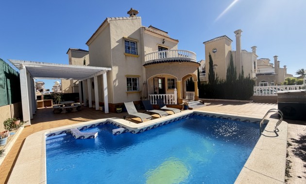 Detached Villa - Venta - Orihuela Costa - Villamartin