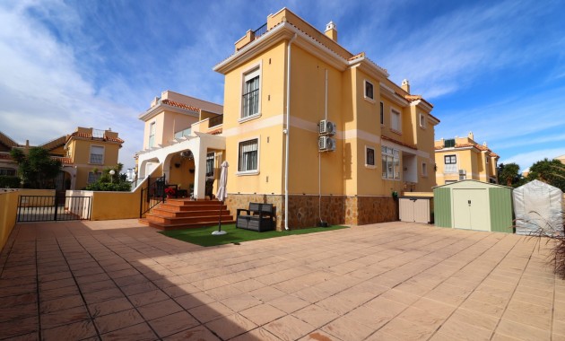 Quad Villa - Venta - Ciudad Quesada - Lo Marabu