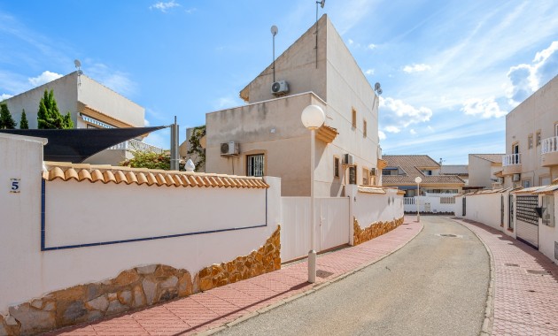 Semi Detached Villa - Sale - Ciudad Quesada - Ciudad Quesada - Town