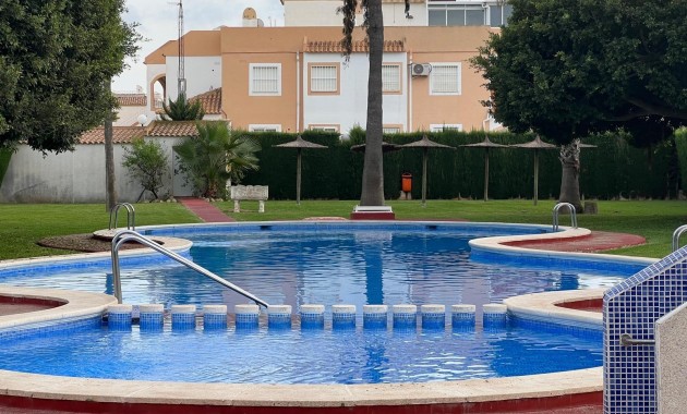 Terraced house - Herverkoop - Torrevieja - Torretas