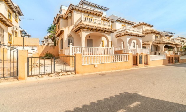 Terraced house - Sale - Orihuela Costa - Los Dolses