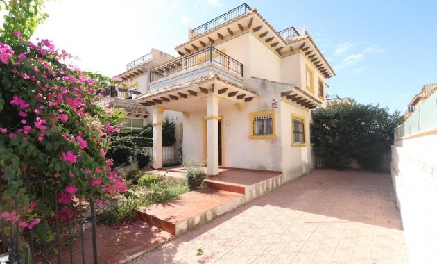 Terraced house - Sale - Orihuela Costa - Playa Flamenca