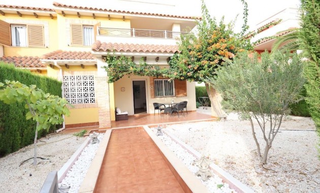 Terraced house - Sale - Orihuela Costa - Punta Prima