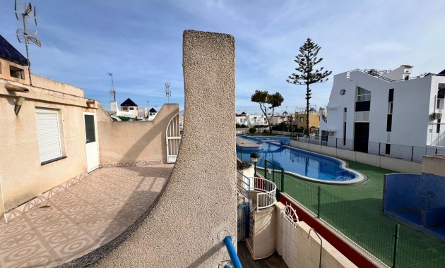 Terraced house - Sale - Torrevieja - Doña ines