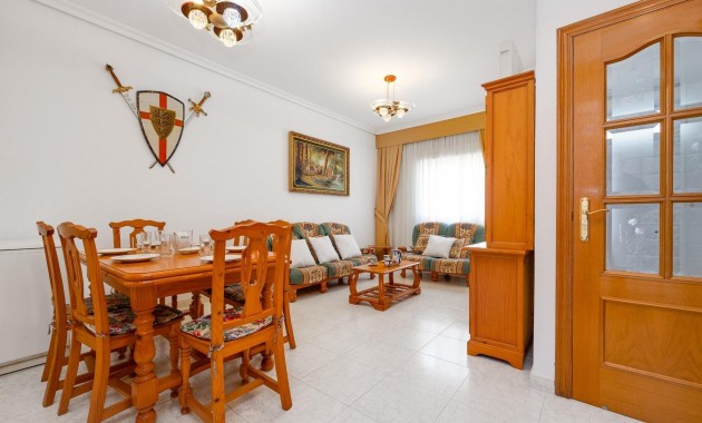 Terraced house - Sale - Torrevieja - Estacion de autobuses