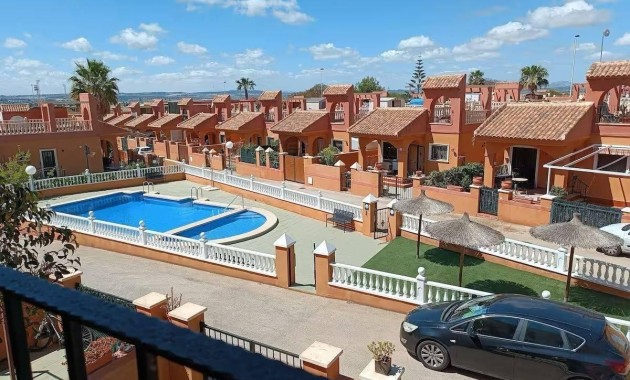 Terraced house - Sale - Torrevieja - Estacion de autobuses