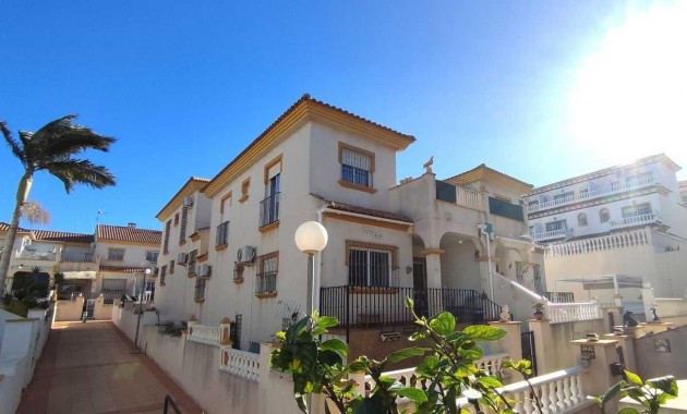 Terraced house - Venta - Orihuela - Los Balcones Y los Altos