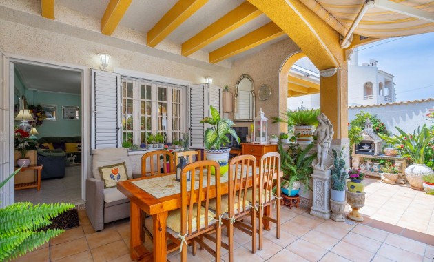 Town house - Sale - Torrevieja - Torrevieja