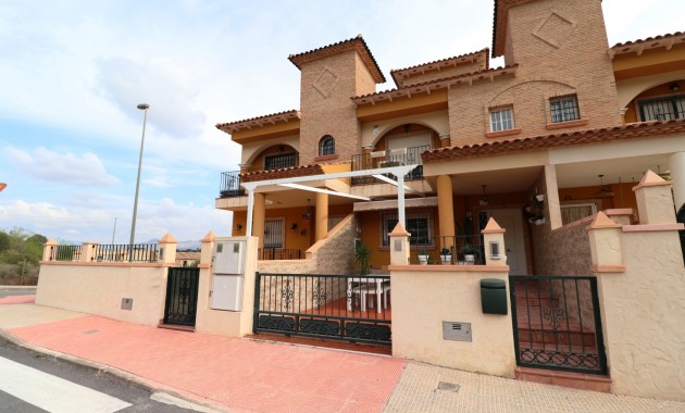 Townhouse - Sale - Cox - Cox - Country