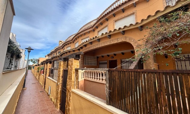 Townhouse - Sale - Guardamar del Segura - El Eden