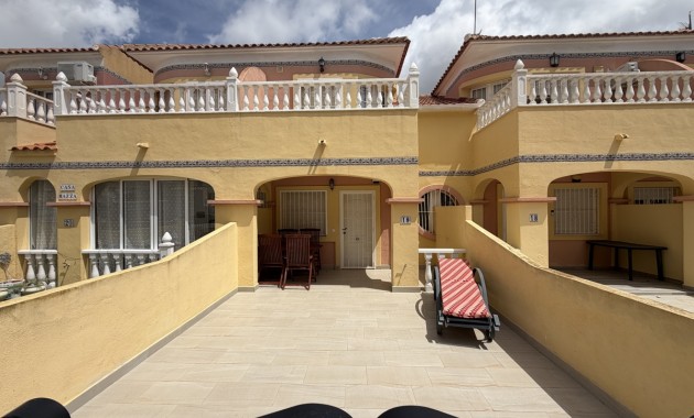 Townhouse - Sale - Orihuela Costa - Villamartin