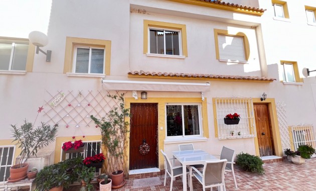 Townhouse - Sale - Orihuela - Torremendo