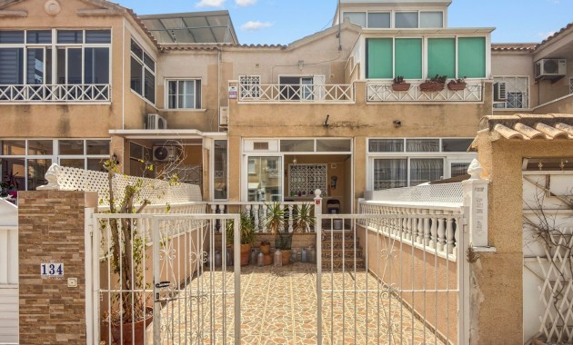 Townhouse - Sale - Torrevieja - Torrevieja - Centre