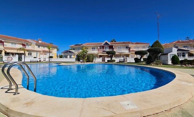 Townhouse / Semi-detached - Sale - Ciudad Quesada - Cuidad Quesada