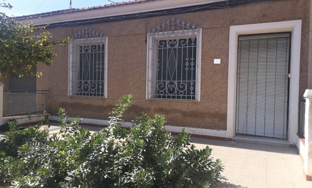 Townhouse / Semi-detached - Venta - Los Montesinos - Los Montesinos