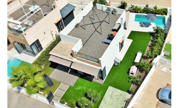 Villa - Herverkoop - La Zenia - La Zenia