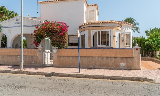 Villa - Herverkoop - Orihuela Costa - La Florida