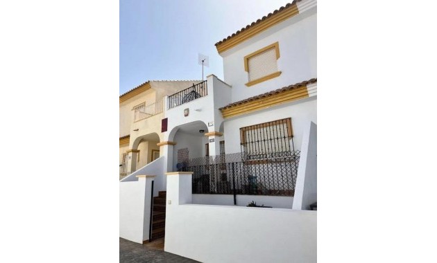 Villa - Herverkoop - Orihuela Costa - La Florida