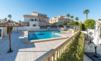 Villa - Herverkoop - Orihuela Costa - PF-61990
