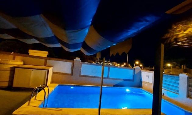 Villa - Herverkoop - Orihuela Costa - Playa Flamenca Norte