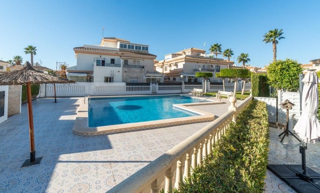 Villa - Herverkoop - Orihuela Costa - Playa Flamenca