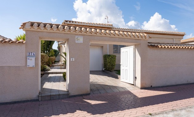 Villa - Herverkoop - Orihuela Costa - Playa Flamenca