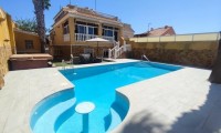 Villa - Herverkoop - Torrevieja - SH-63050