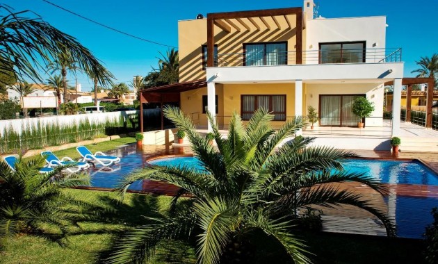 Villa - Sale - Cabo Roig - Cabo Roig