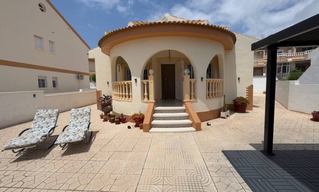 Villa - Sale - Ciudad Quesada - Ciudad Quesada - Doña Pepa