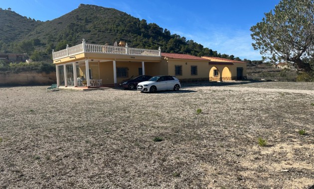 Villa - Sale - Hondón de los Fráiles - Hondón de los Fráiles