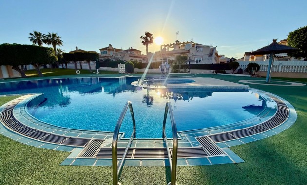 Villa - Sale - Orihuela Costa - Villamartín-Las Filipinas