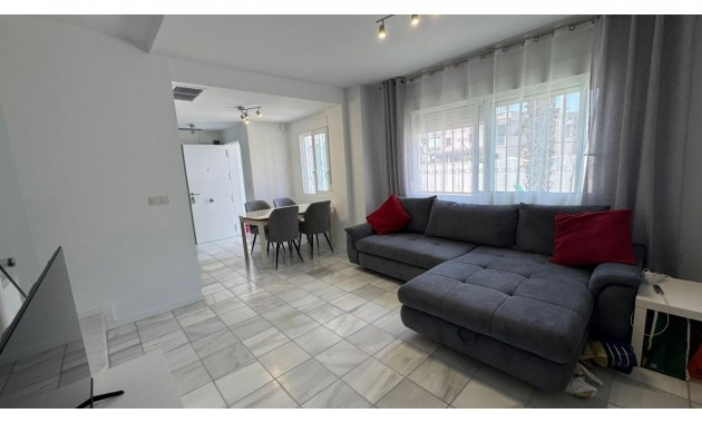 Villa - Sale - Torrevieja - Aguas nuevas 2