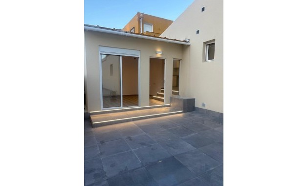 Villa - Sale - Torrevieja - Parque las naciones