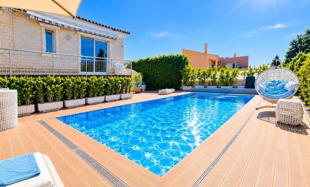 Villa - Sale - Torrevieja - Torre la mata