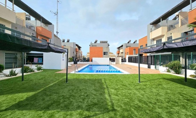 Villa - Sale - Torrevieja - torrevieja