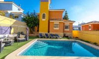 Villa - Sale - Villamartín - ES-97924
