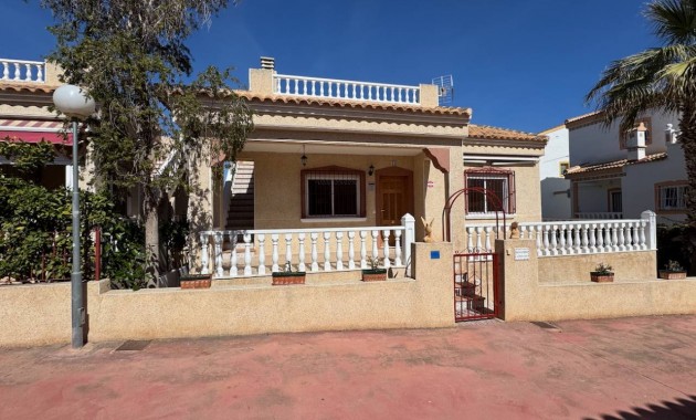 Villa - Venta - Algorfa - Montemar