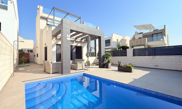 Villa - Venta - Ciudad Quesada - Pueblo Bravo
