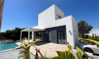 Villa - Venta - Las Colinas Golf and Country Club - CB-24834