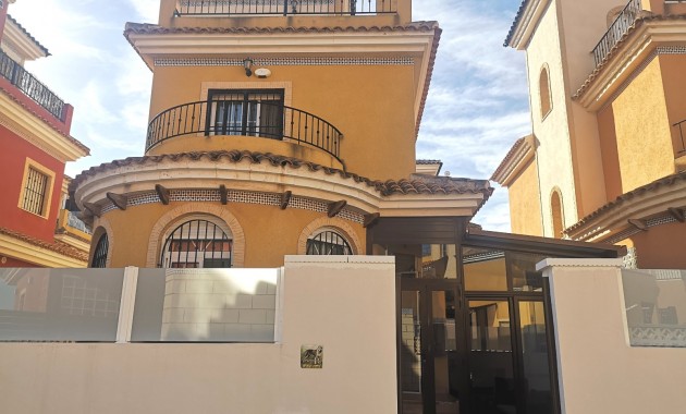 Villa - Venta - Los Montesinos - La herrada