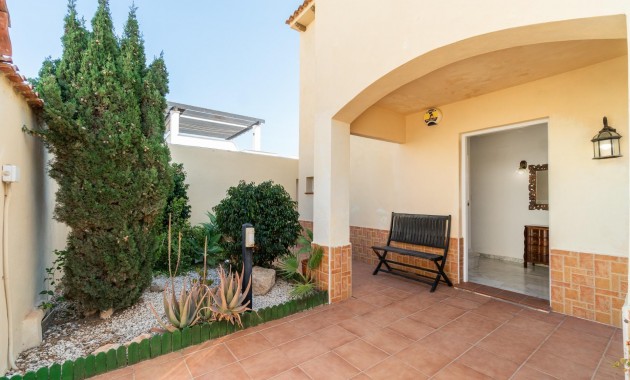 Villa - Venta - Orihuela Costa - La Zenia
