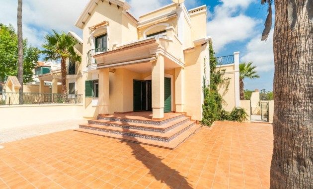 Villa - Venta - Orihuela Costa - Villamartín-Las Filipinas