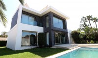 Villa - Venta - Torrevieja - IH-74774