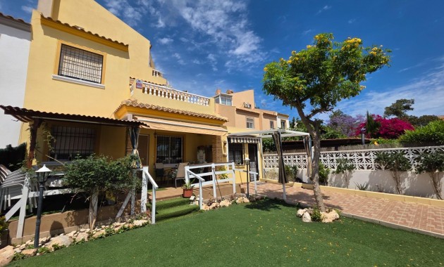 Villa - Venta - Torrevieja - Playa del cura
