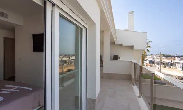 Venta - Apartamento / piso -
San Miguel de Salinas - BLUE LAGOON