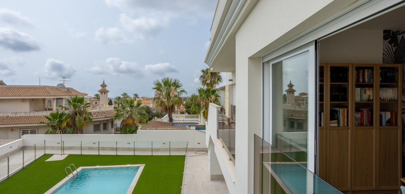 Sale - Apartment / flat -
San Miguel de Salinas - BLUE LAGOON